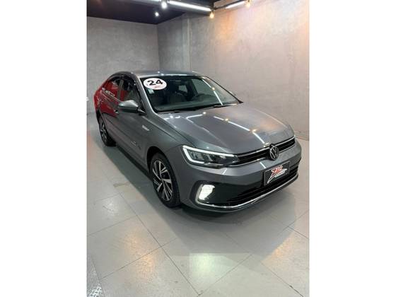VOLKSWAGEN VIRTUS 1.0 200 TSI HIGHLINE AUTOMÁTICO